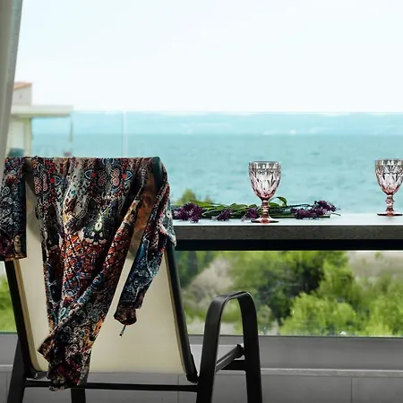 Ξενοδοχείο με διαμερίσματα Le Grand Reve *