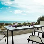 Le Grand Reve Aparthotel 3*